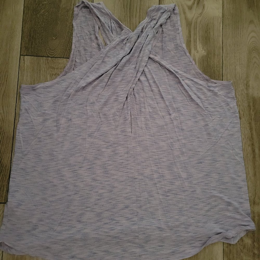 Workout tank top
